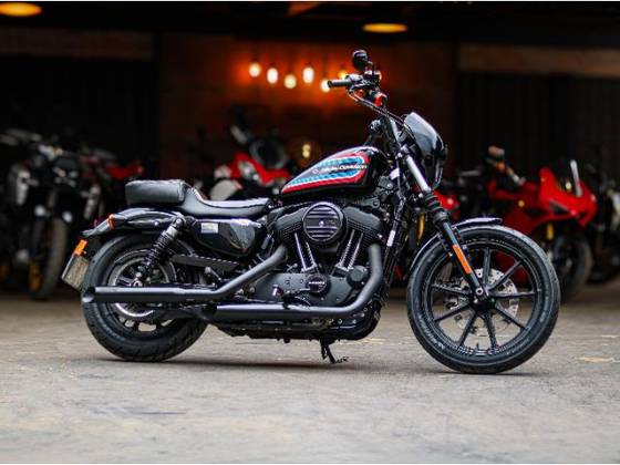HARLEY-DAVIDSON SPORTSTER IRON 1200 